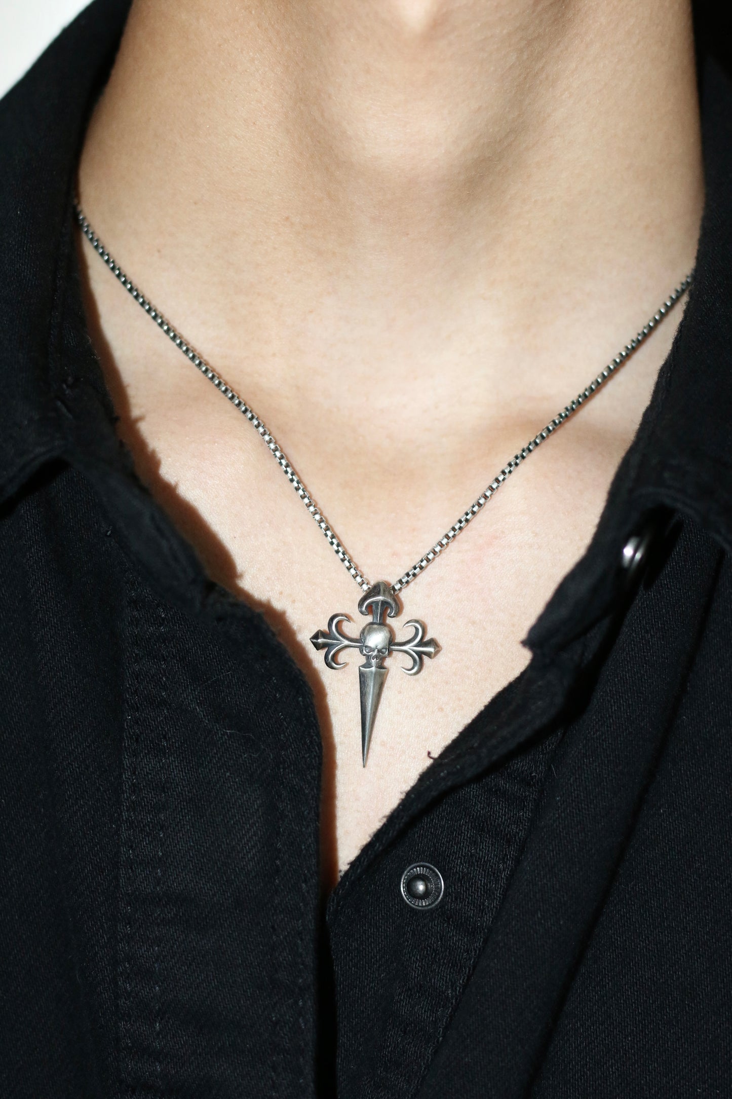 Sacina Gothic Cross Necklace, Cross Choker, Goth Jewelry Gift for Women, for Men